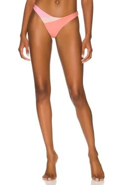 Fall 2022 Kabella Bottom Swim