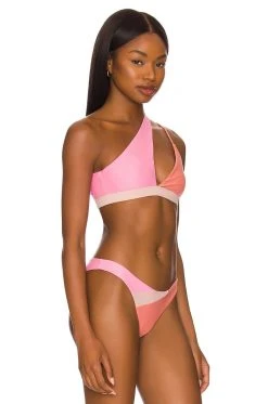 Fall 2022 Swim Kabella Top