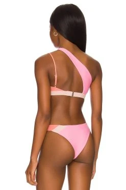 Fall 2022 Swim Kabella Top 6 Fall 2022 Swim Kabella Top