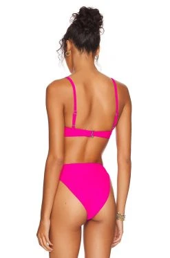 Fall 2022 Claudia Top