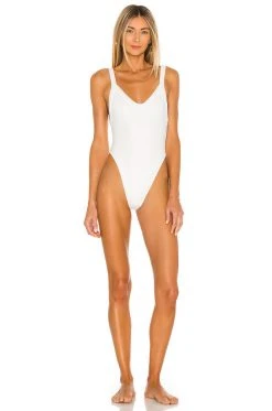 Resort 2020 Lioma One Piece